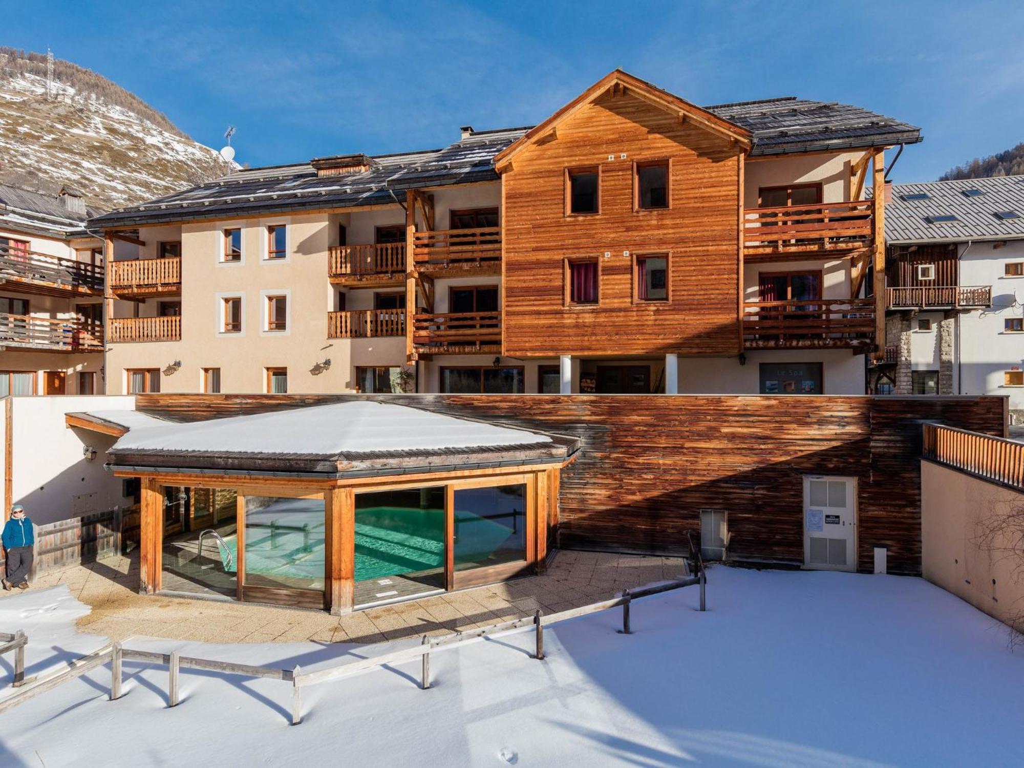 Aparthotel Noemys Balcons Du Viso Abriès Exterior foto